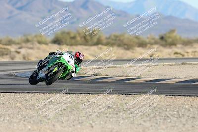 media/Dec-07-2025-CVMA (Sun) [[3e7d2de5dc]]/Race 16-Formula Middleweight/